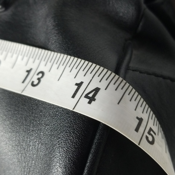 Vintage Etienne Aigner Leather Handbag - Picture 7 of 8